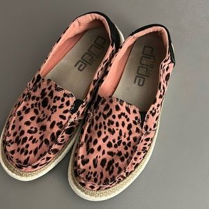 Women's Hey Dude Lena U.S. Sz. 8. Rose Leopard Slip On Shoes
